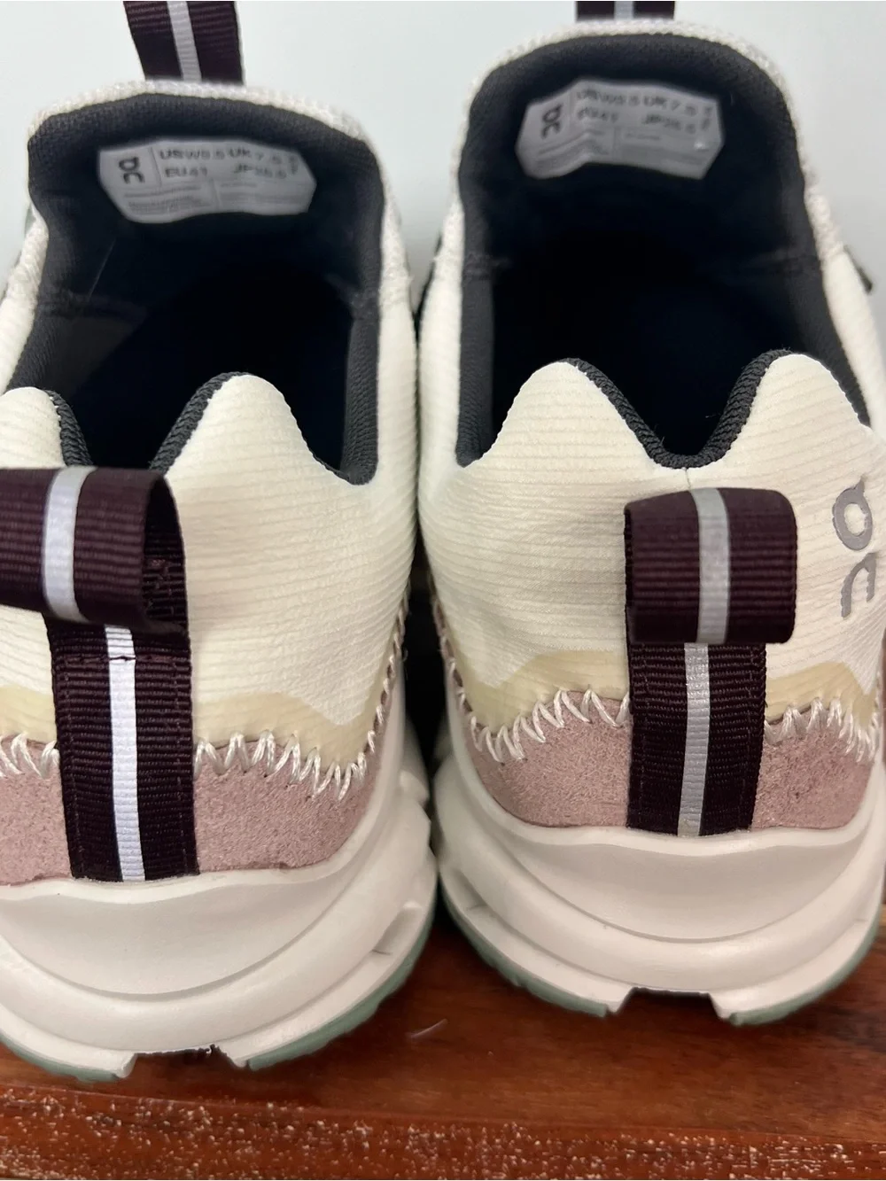 On Running Cloudaway Trail Sneakers Hiking Gorpcore EU 41 / US 9.5 Toggle Laces